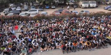 EFCC arrests 599 Nigerians, 193 foreigners for cryptocurrency, romance fraud