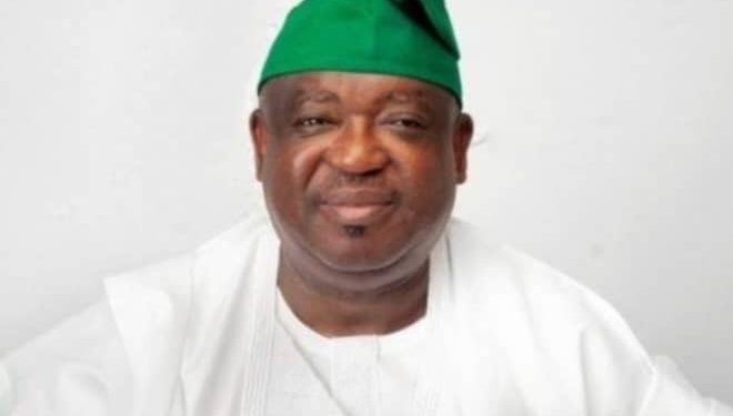 Plateau Governor Sacks Five Commissioners