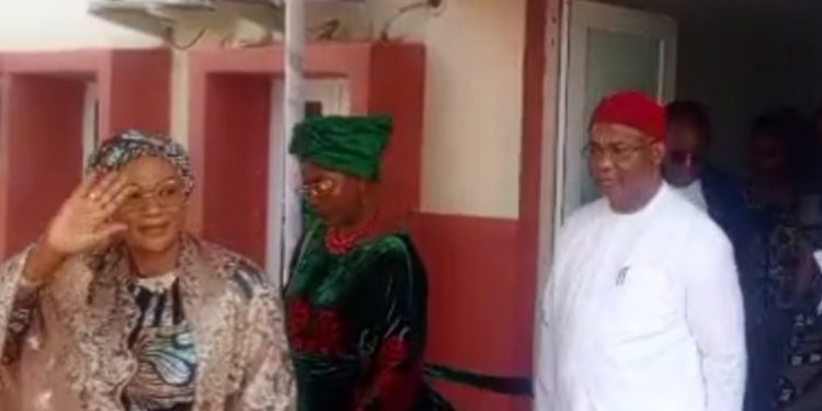 Nigeria’s First Lady, Oluremi Tinubu Commissions Ultramodern Ward At KWASUTH