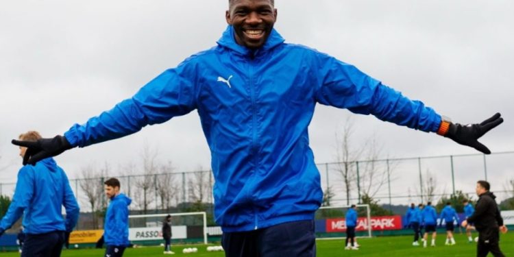 Omeruo Celebrates Return From Injury 