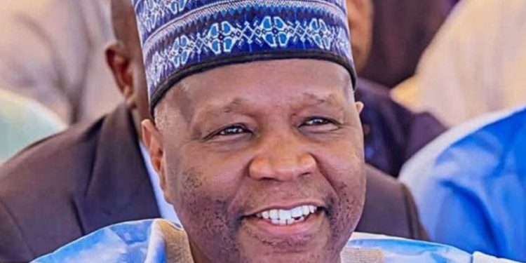 Yahaya stimulates Gombe’s Economy With N1.5 Billion Disbursed To MSMEs, Flood Victims