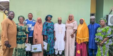KWACReSAL Distribute 3,000 Cooking Stoves To Women In Kwara