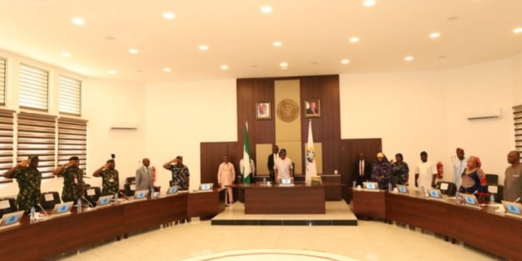 Security Chiefs Meet To Tackle Crimes In Abuja, Neighbouring States