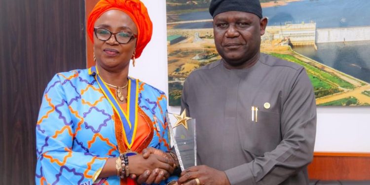 Water Resources Permanent Secretary Receives Excellence Leadership Award.