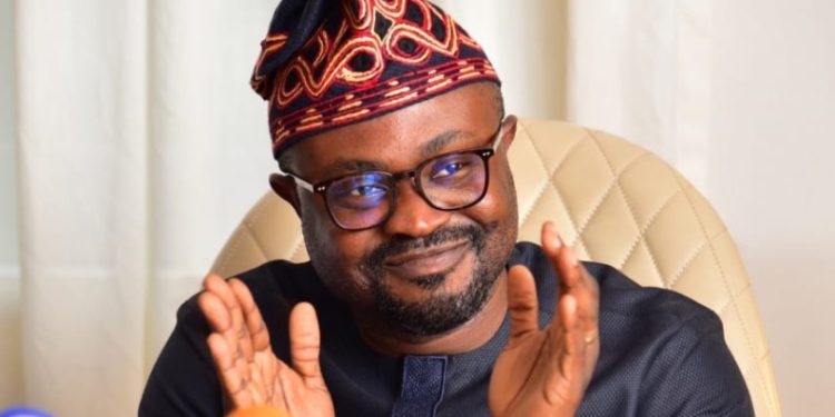 Interior Minister Warns Immigration Officials Against Illegal Passport Charges