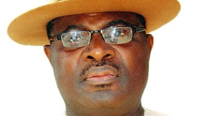 PDP, Accord Members Defect To APC As Youths Begin Door-To-Door Campaign In Osun