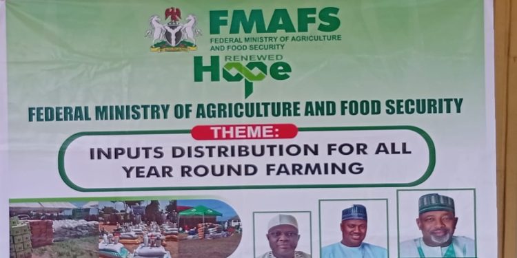 FG Begins Distribution Of Free Farm Inputs To Farmers In Kwara