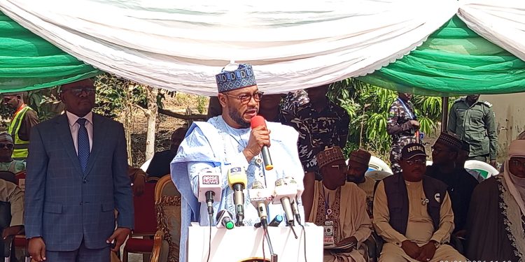 Zamfara Govt, NEMA Distribute Relief Materials To Flood, Windstorm Victims