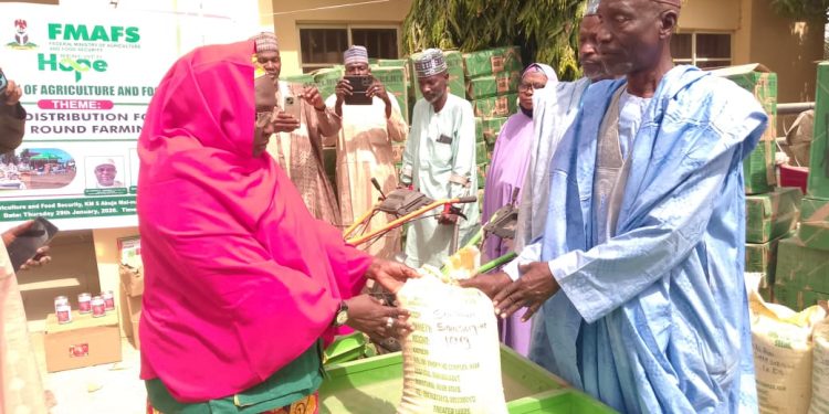 Distributes Farm Inputs To Smallholder Farmers In Yobe
