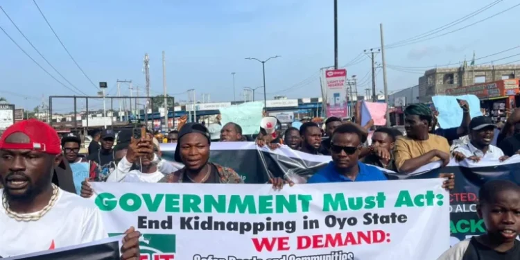 School abductions: Protest in Oyo, Ogun as NUT begins nationwide rally today