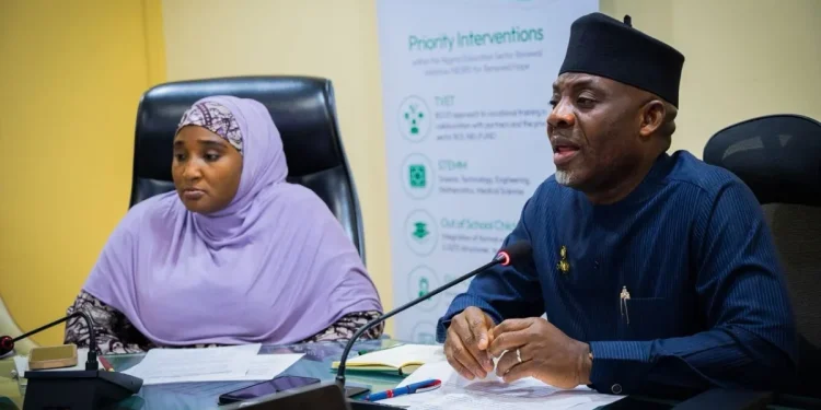 Education minister warns contractors against delays to National Library project
